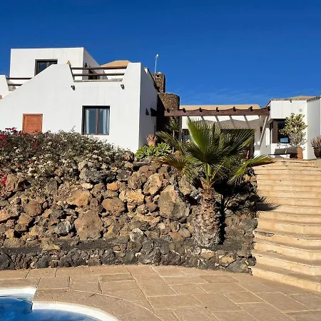 Beautiful Villa With Private Pool In Lajares * Lajares
